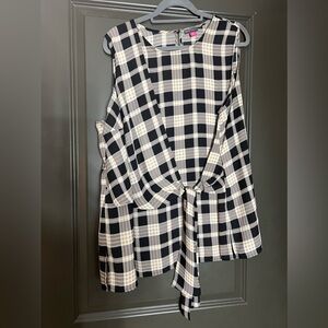 Vince Camuto Top 2X